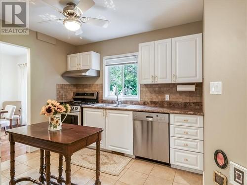 444 St. Raphael, Sudbury, ON - Indoor Photo Showing Kitchen With Double Sink