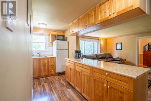 16 Retta St, Sault Ste. Marie, ON - Indoor Photo Showing Kitchen