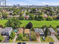 88 CAVEHILL CRESCENT Toronto, ON M1R 4P9