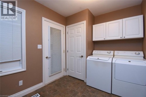 2565 Highway 56, Hamilton, ON - Indoor Photo Showing Laundry Room