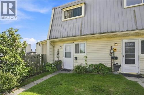 8646 WILLOUGHBY Drive Unit# 4 , Niagara Falls, Ontario L2G 6X7 2