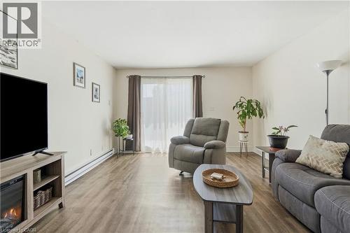 8646 WILLOUGHBY Drive Unit# 4 , Niagara Falls, Ontario L2G 6X7 5