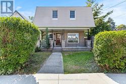 UPPER - 15 MCCORMICK STREET Welland (Prince Charles), ON L3C 4L8