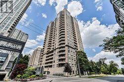 602 - 18 HILLCREST AVENUE Toronto, ON M2N 6T5