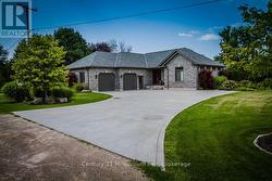 72235 LAKESHORE DRIVE, R.R. #1 DRIVE Bluewater (Hay), ON N0M 2T0