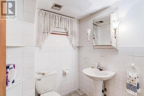 46 Cedar Drive, Toronto, ON - Indoor Photo Showing Bathroom