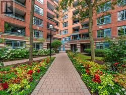 815 - 1091 KINGSTON ROAD Toronto, ON M1N 4E5