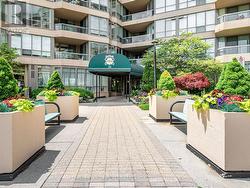 414 - 20 GUILDWOOD PARKWAY Toronto, ON M1E 5B6