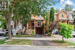 19 CARNIVAL COURT Toronto, ON M2R 3T7