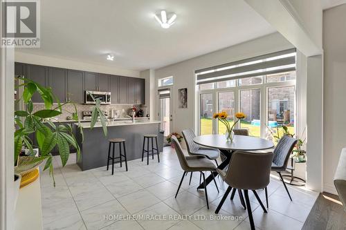 1429 Davis Loop, Innisfil, ON - Indoor Photo Showing Dining Room