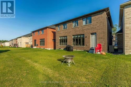 1429 Davis Loop, Innisfil, ON - Outdoor