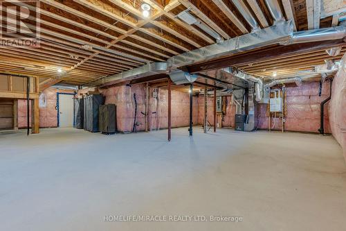 1429 Davis Loop, Innisfil, ON - Indoor Photo Showing Basement