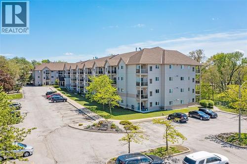 3000 Sandwich Street Unit# 309, Windsor, ON - Outdoor