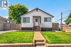 1726 Rothwell STREET  Regina, SK S4N 2B9