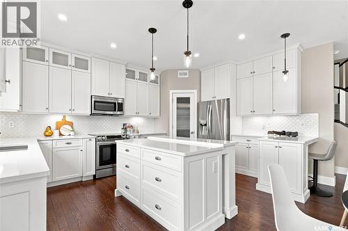 232 Secord Way, Saskatoon, SK - Indoor Photo Showing Kitchen With Upgraded Kitchen