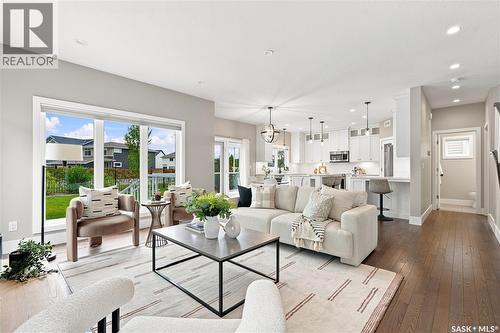 232 Secord Way, Saskatoon, SK - Indoor Photo Showing Living Room