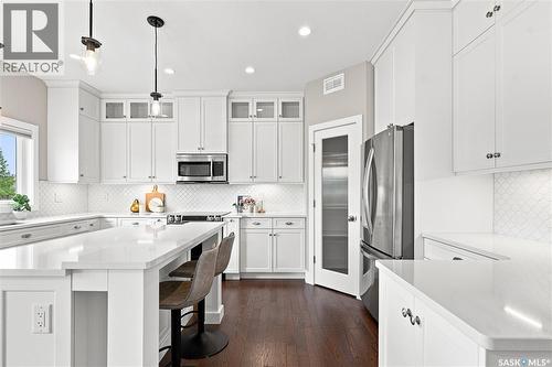 232 Secord Way, Saskatoon, SK - Indoor Photo Showing Kitchen With Upgraded Kitchen