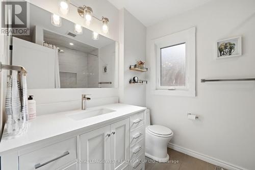 72 Mervyn Avenue, Toronto, ON - Indoor Photo Showing Bathroom