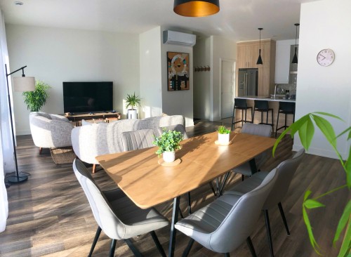 Dining Room - 305-3625 Rue Médard-Émard, Longueuil (Saint-Hubert), QC 