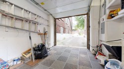 Garage - 