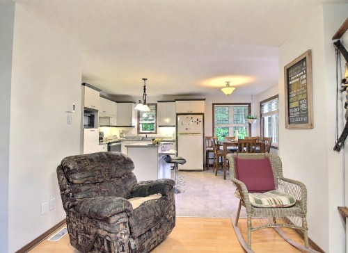 Intérieur - 261 Route Des Bourque, Saint-Benoît-Labre, QC - Indoor Photo Showing Living Room