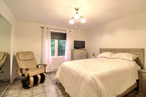 Chambre à coucher principale - 261 Route Des Bourque, Saint-Benoît-Labre, QC - Indoor Photo Showing Bedroom