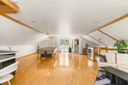 Family Room - 