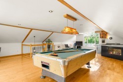 Family Room - 