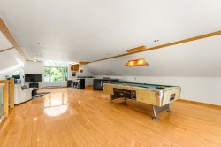 Family Room - 