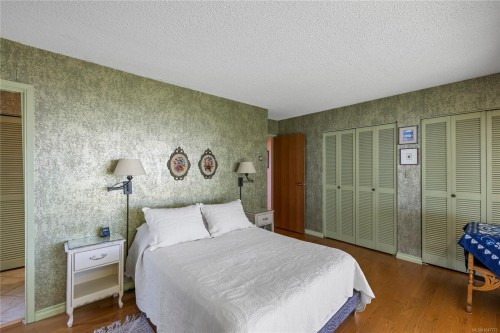 489 Bayview Terr, Qualicum Beach, BC 