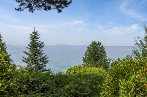 489 Bayview Terr, Qualicum Beach, BC 