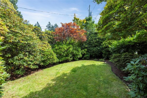 489 Bayview Terr, Qualicum Beach, BC 