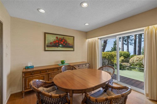 489 Bayview Terr, Qualicum Beach, BC 