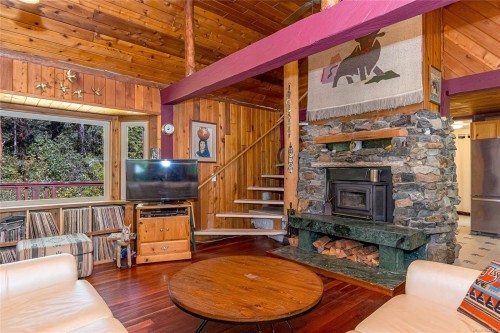 13725 Jennifer Rd, Cassidy, BC 