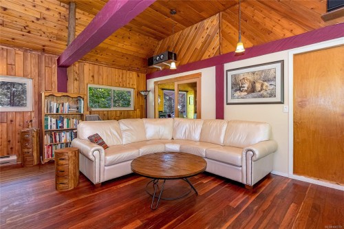 13725 Jennifer Rd, Cassidy, BC 