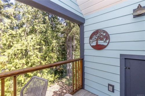 13725 Jennifer Rd, Cassidy, BC 