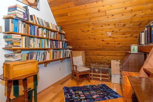 13725 Jennifer Rd, Cassidy, BC 