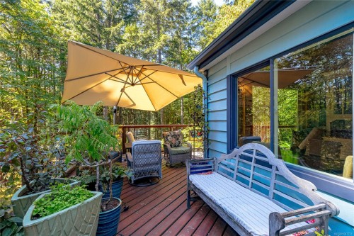 13725 Jennifer Rd, Cassidy, BC 