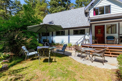 13725 Jennifer Rd, Cassidy, BC 