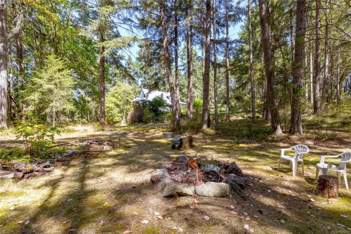 13725 Jennifer Rd, Cassidy, BC 