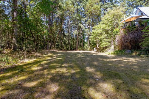 13725 Jennifer Rd, Cassidy, BC 