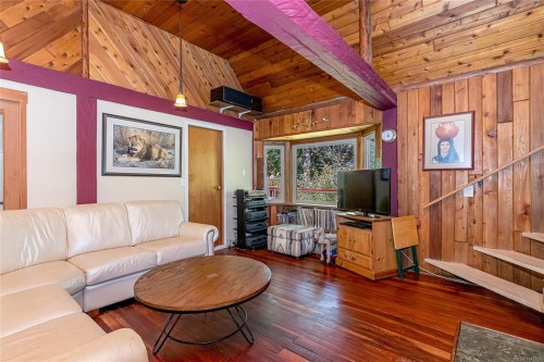 13725 Jennifer Rd, Cassidy, BC 