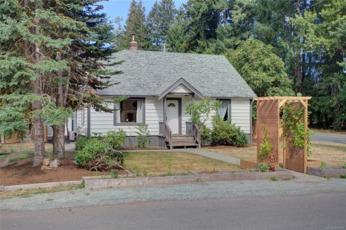 6810 Third St, Honeymoon Bay, BC 