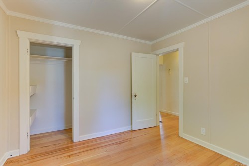 6810 Third St, Honeymoon Bay, BC 
