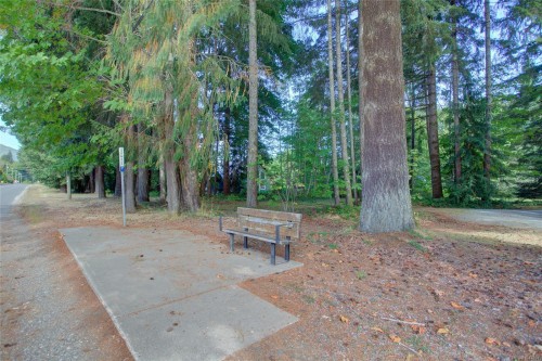 6810 Third St, Honeymoon Bay, BC 