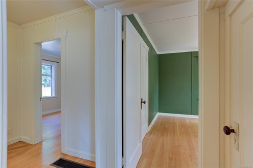 6810 Third St, Honeymoon Bay, BC 