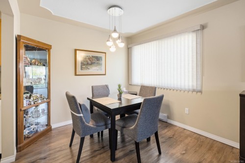 #307-254 First St, Duncan, BC - Indoor Photo Showing Dining Room