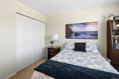 #307-254 First St, Duncan, BC - Indoor Photo Showing Bedroom
