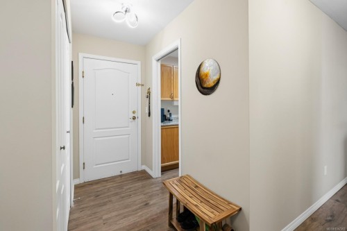#307-254 First St, Duncan, BC - Indoor Photo Showing Other Room