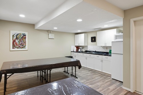 #307-254 First St, Duncan, BC - Indoor